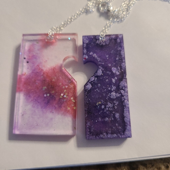 Handmade necklaces and keychains bundle and save - Picture 5 of 5